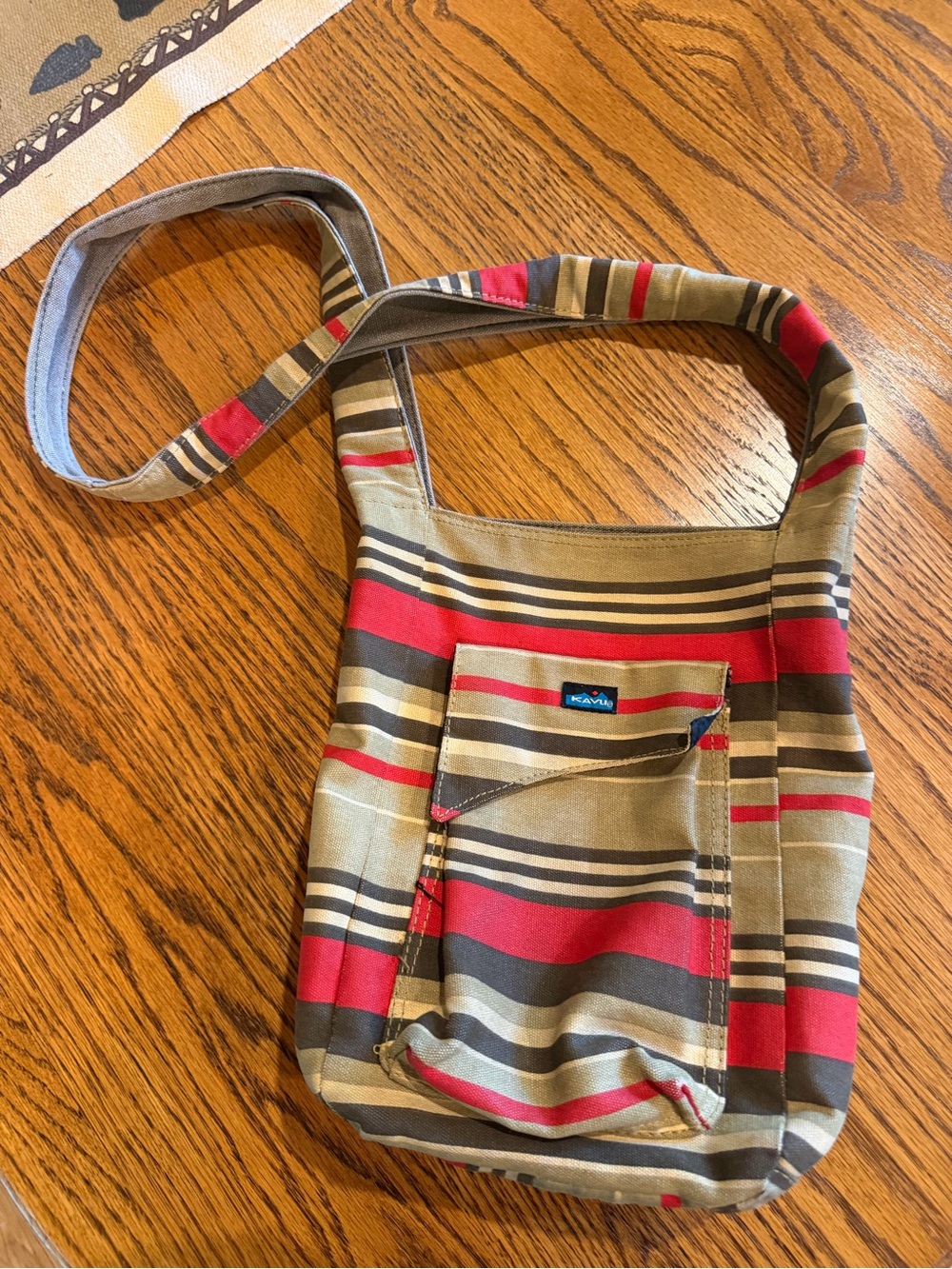 Kavu striped crossbody